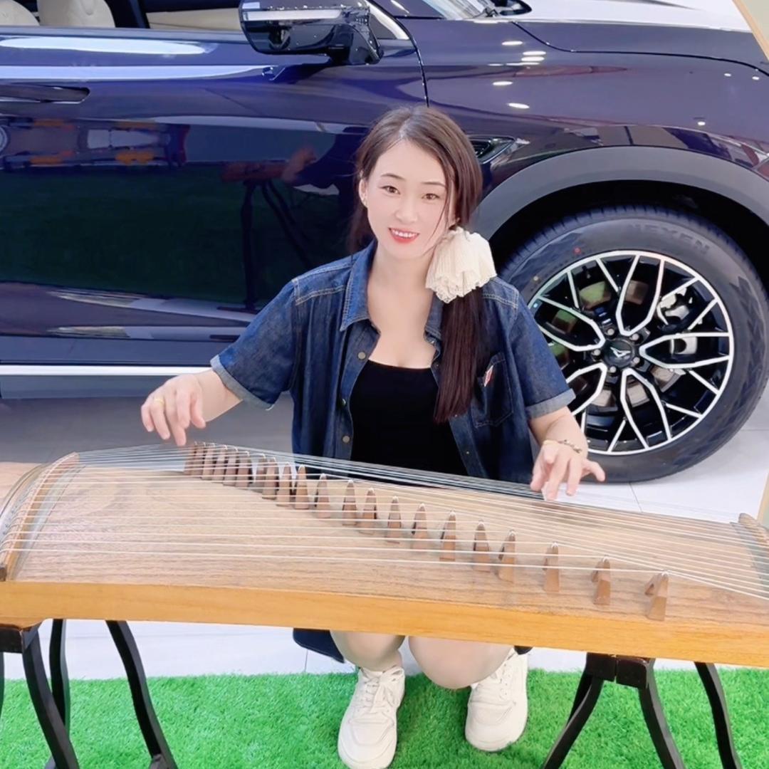 杨晓🎀杨