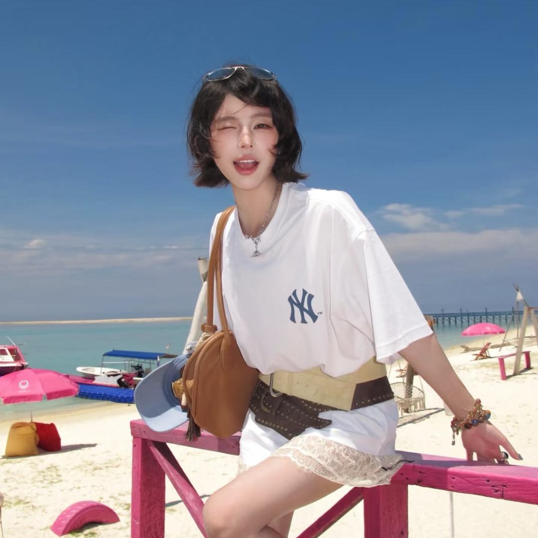 孑孓服饰