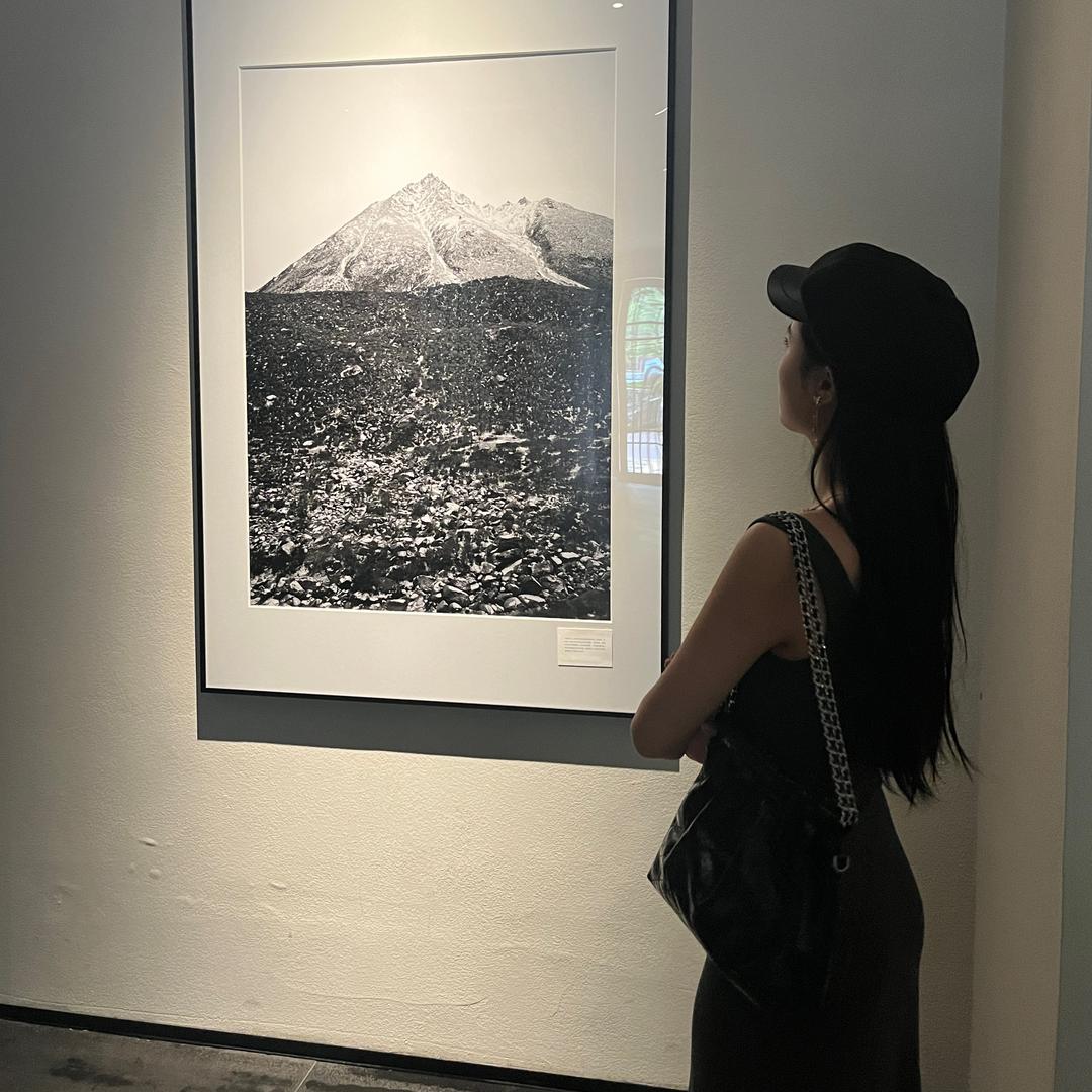 小舒.