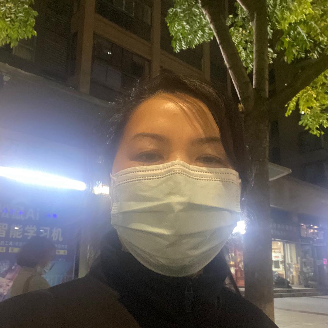 梁平新城苏宁电器会会姐