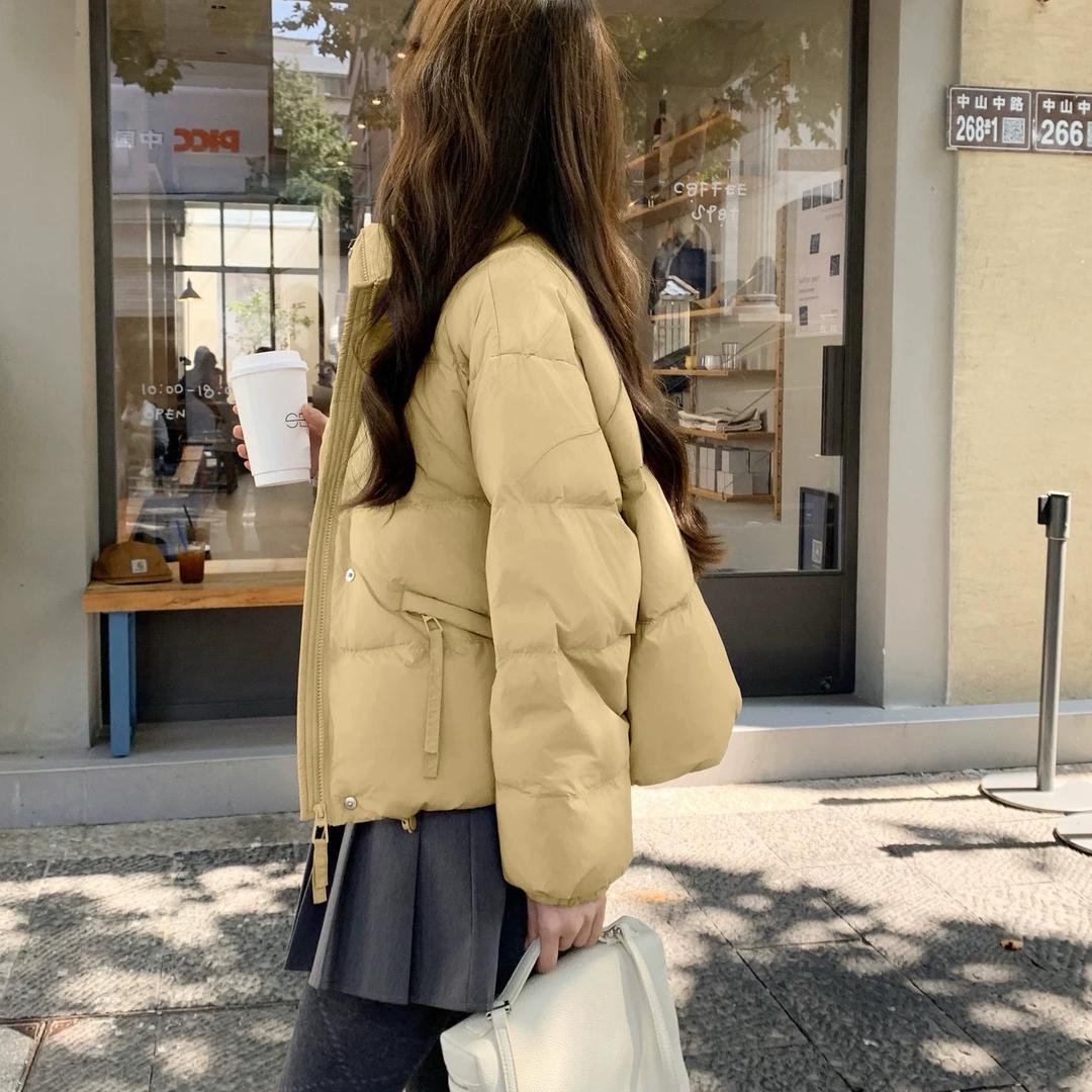 卡蔓迪羽绒服工厂店