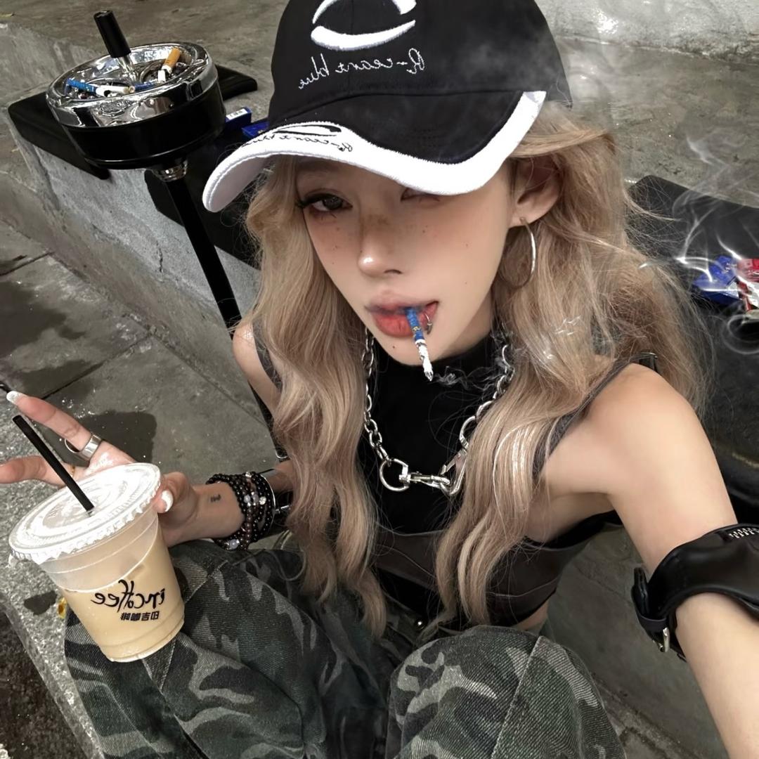 星期八见-