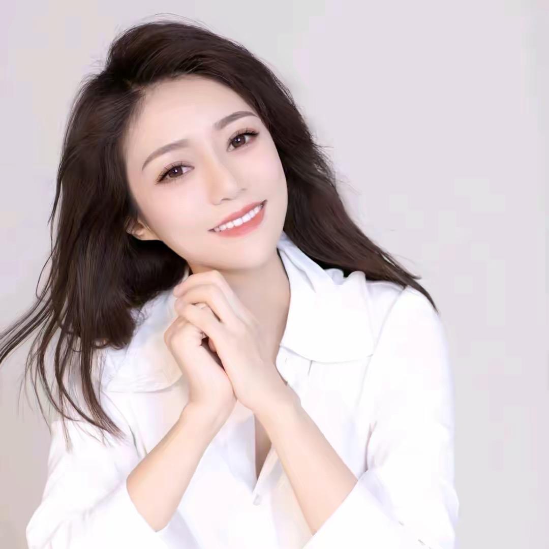雅君的小跟班