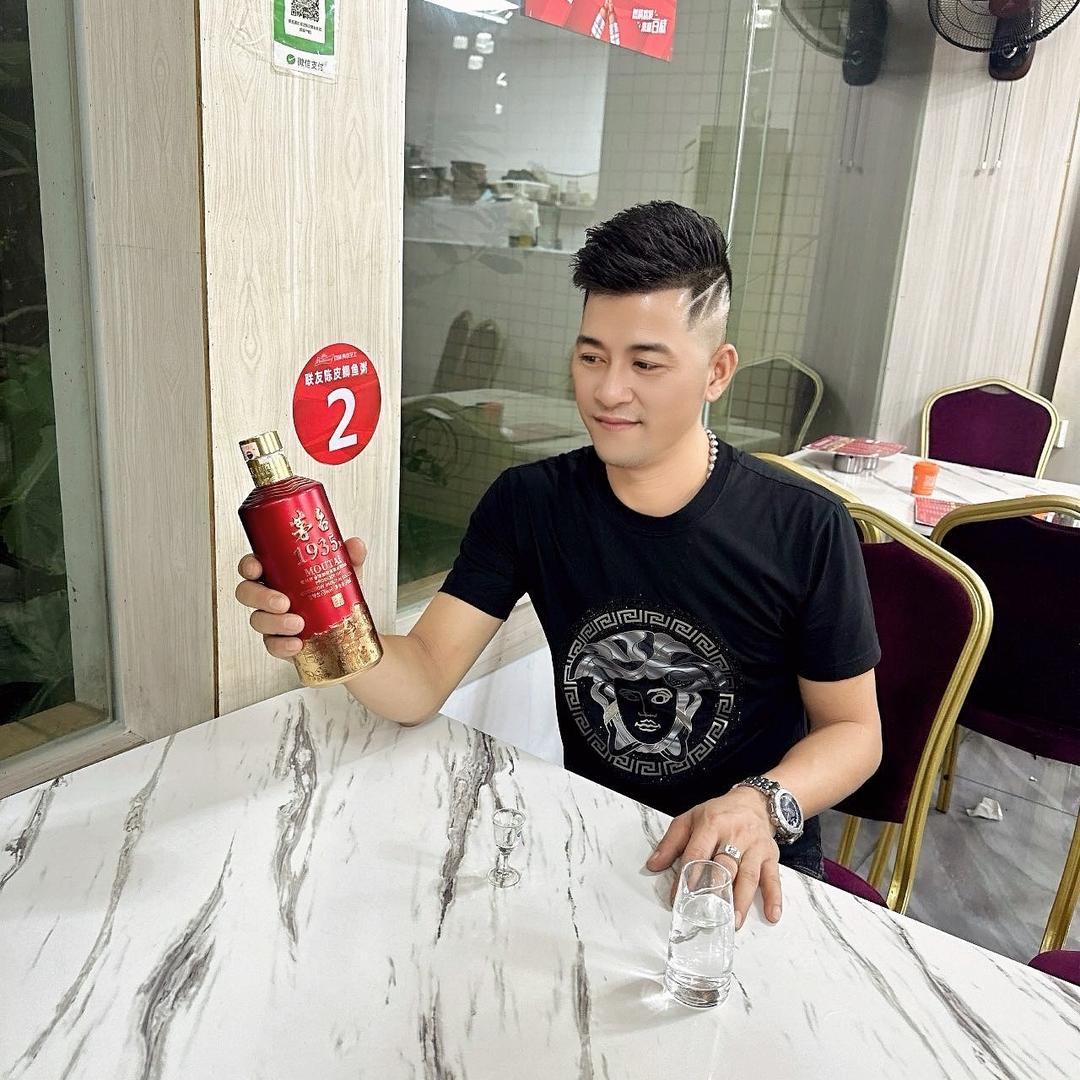 联友陈皮鲫鱼粥～联友酒庄～细斗