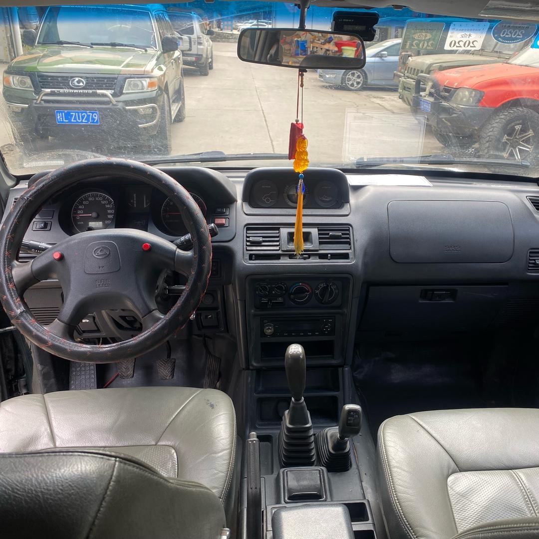 4X4