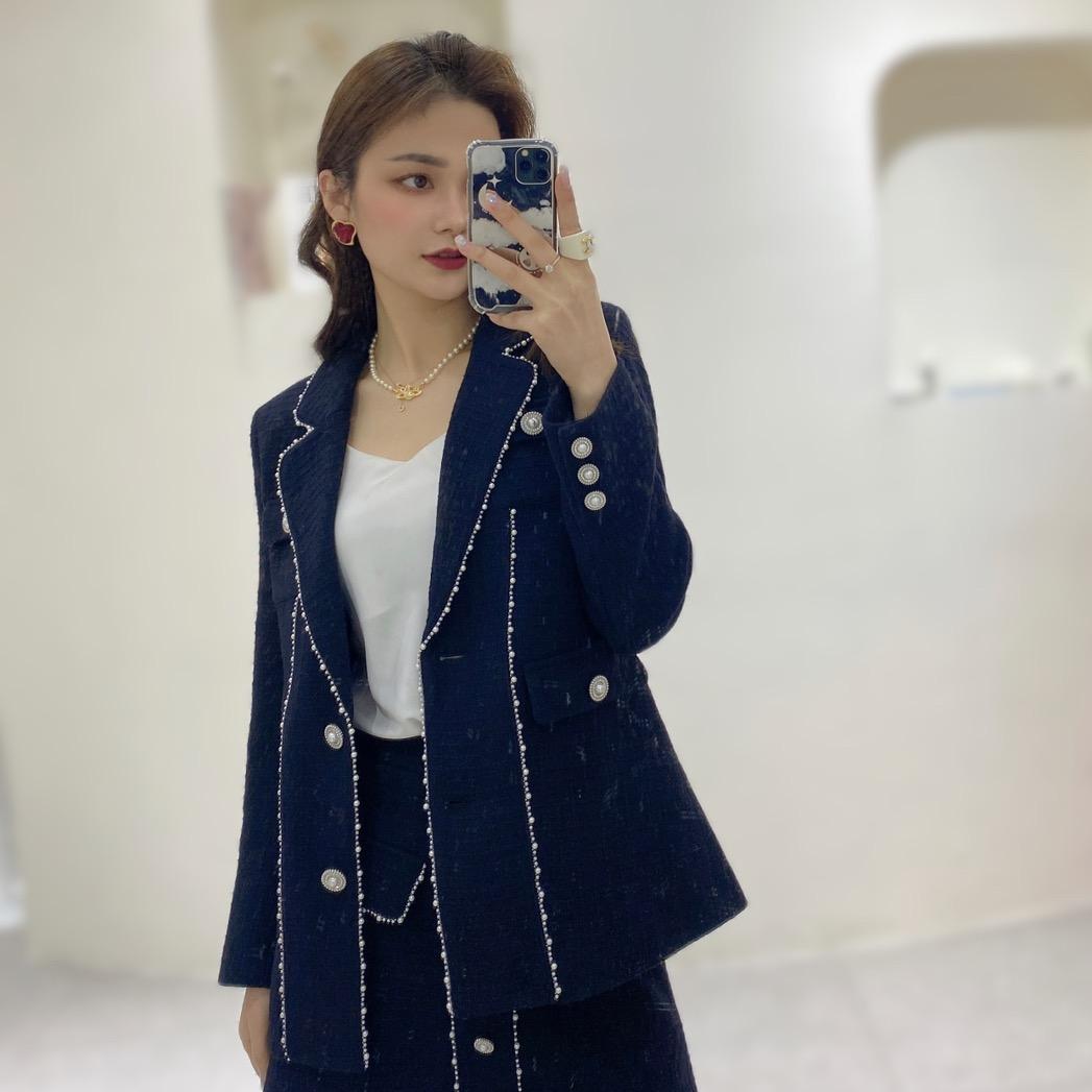 然沫服饰工厂店