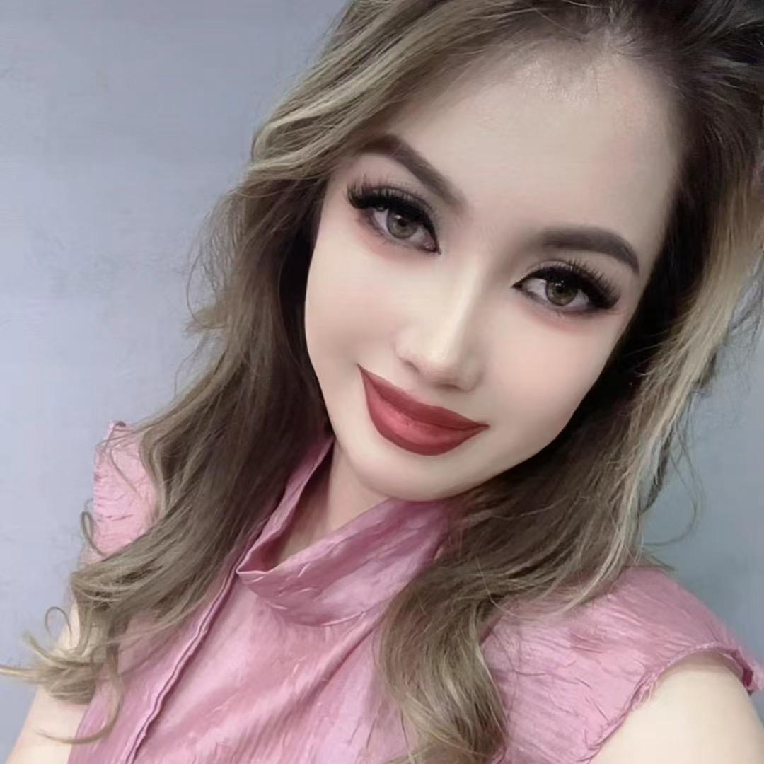 AiBan 服装店