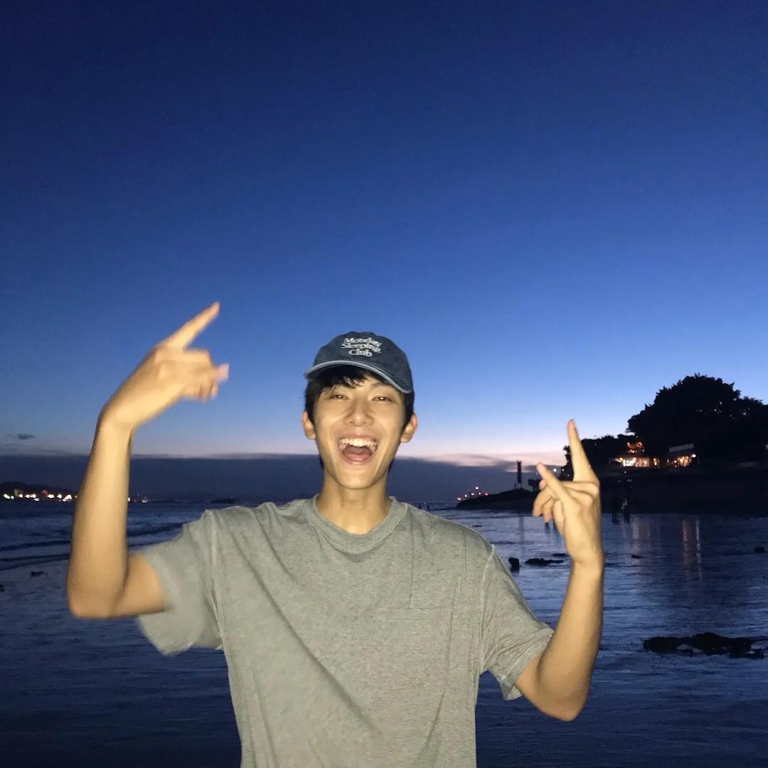 巧乐兹︴