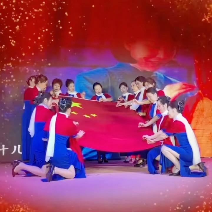 在这里
