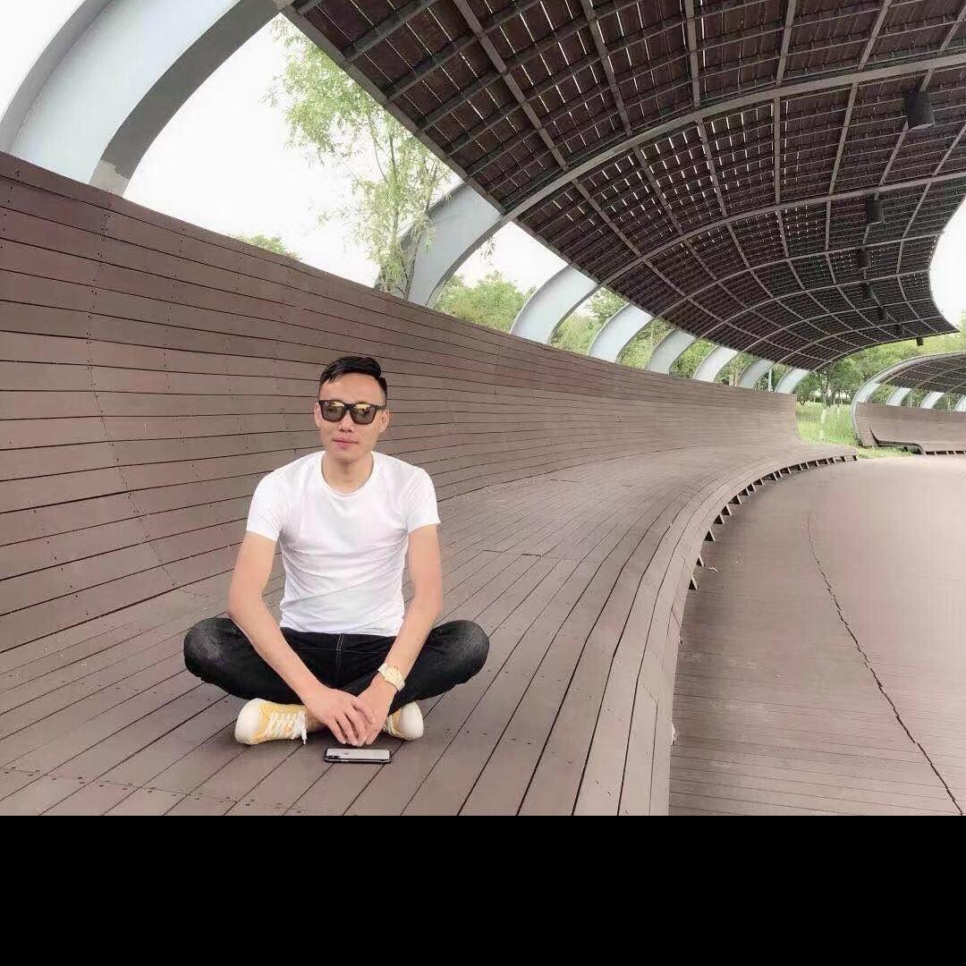 爱喝美式..