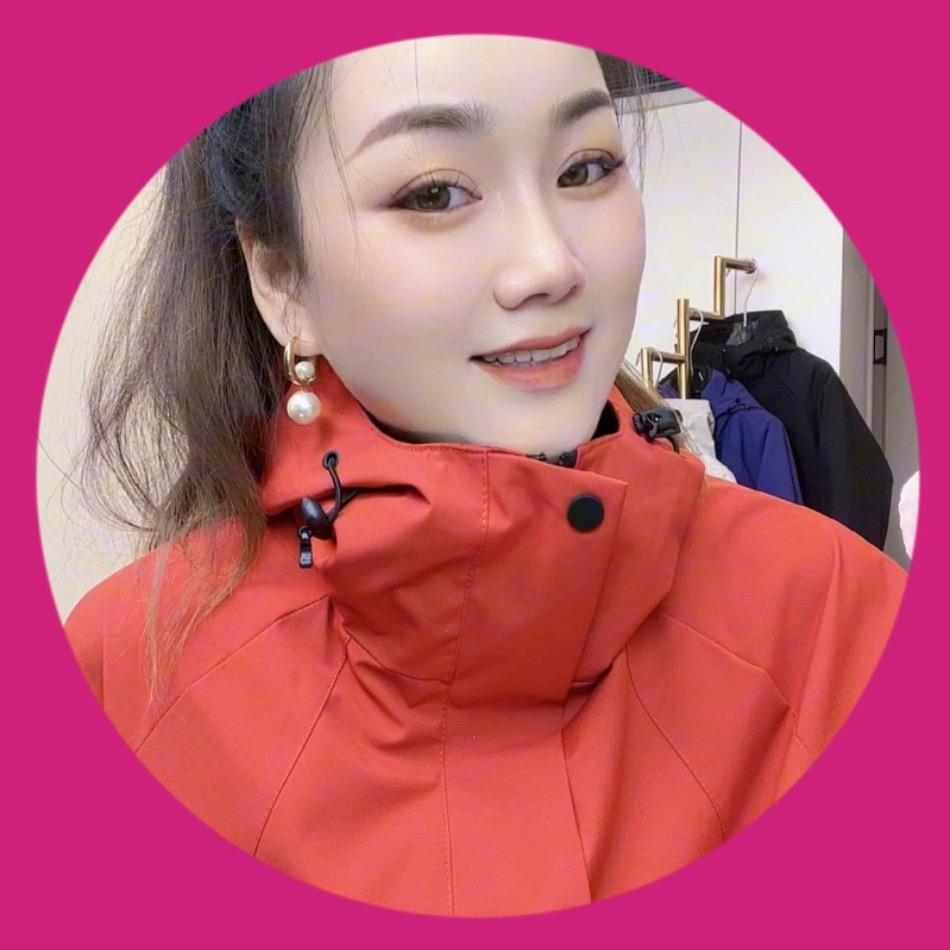 沫沫冲锋衣