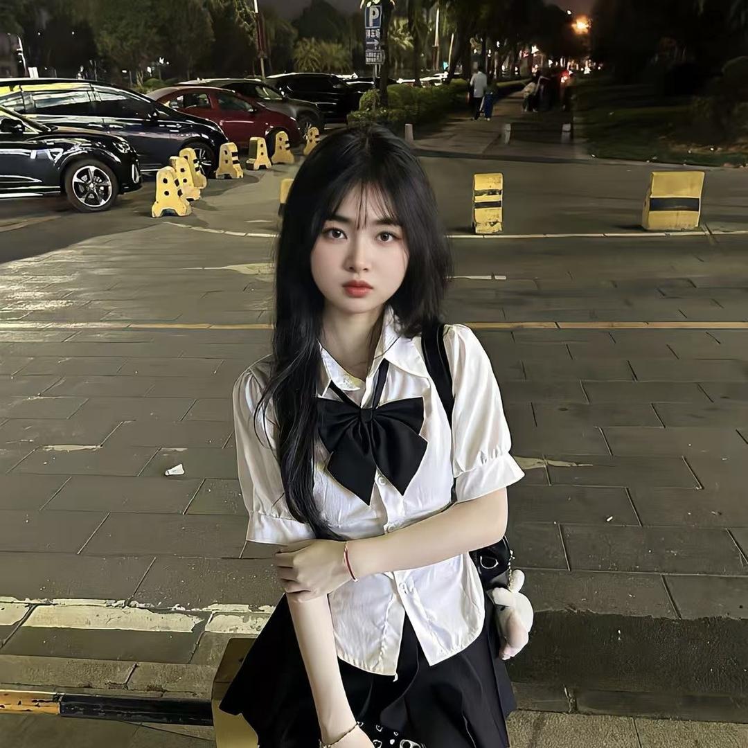 众鼎依依