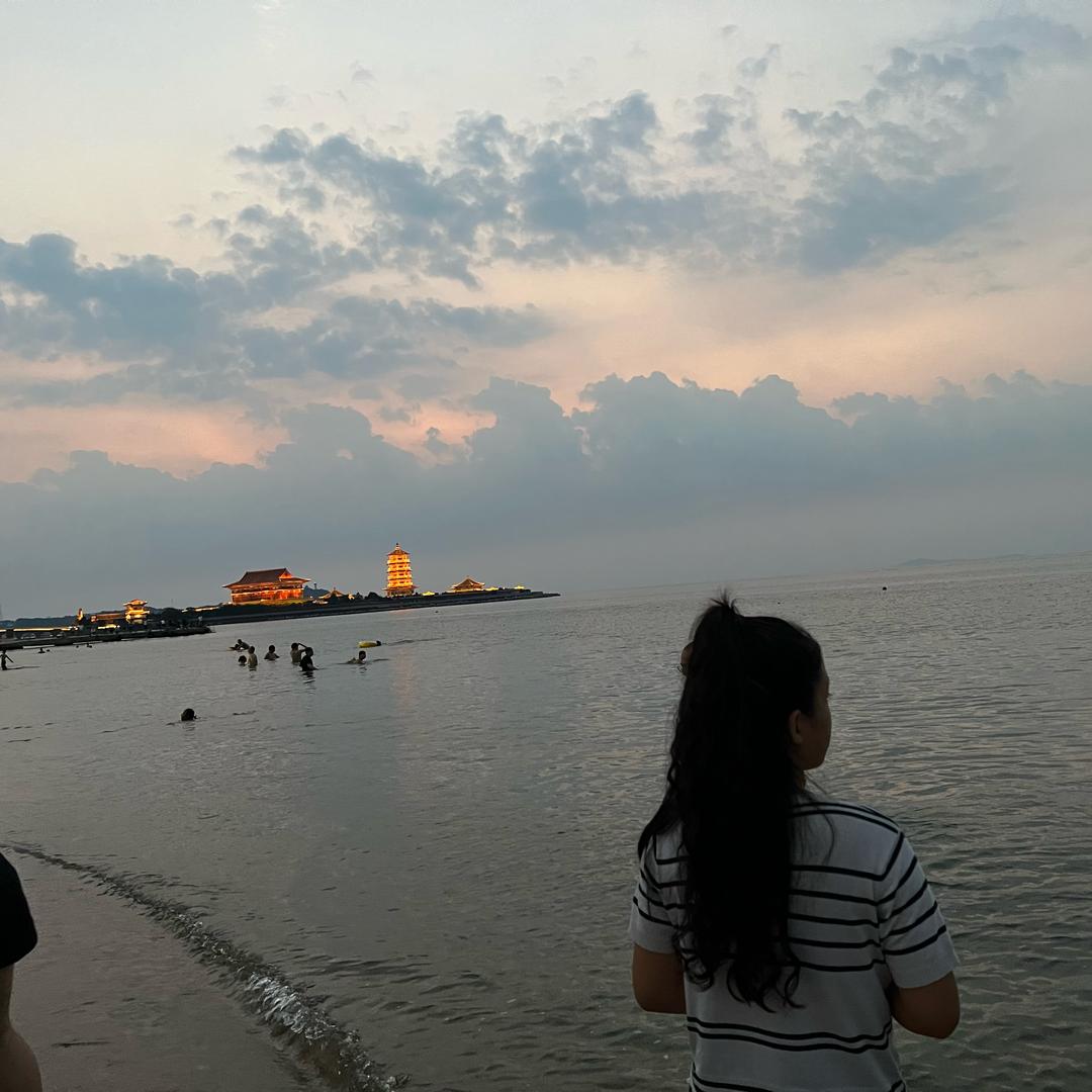 鑫润佳