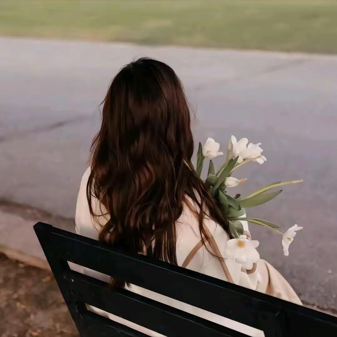 小妮爱喝茶🍵