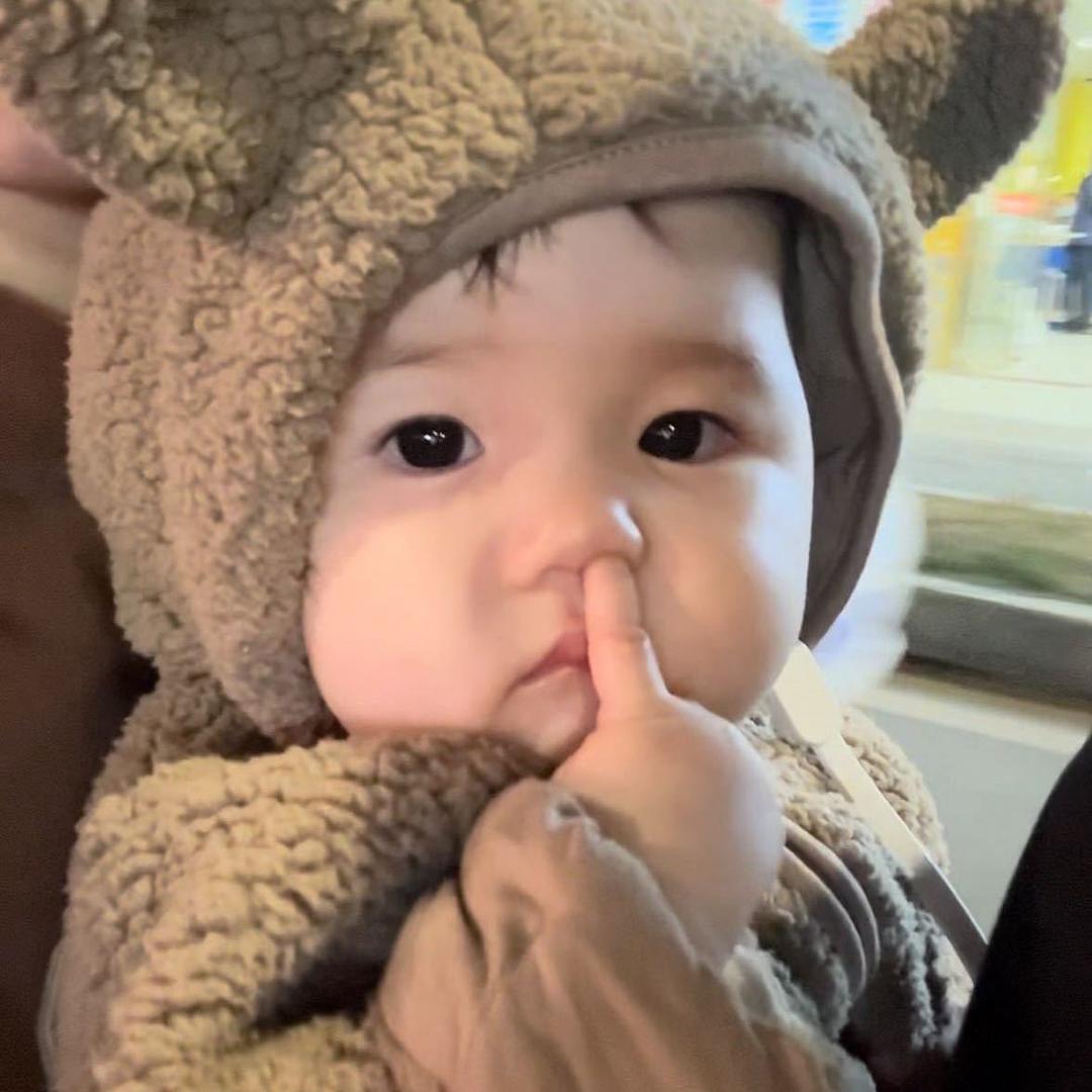 一只小lucky🐑