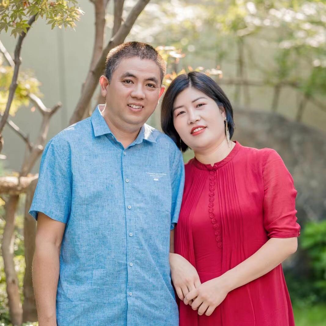百合二叔一家人