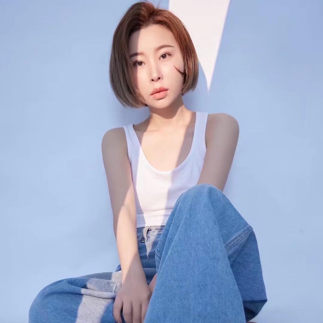 可爱美化妆美甲纹绣培训•AP李