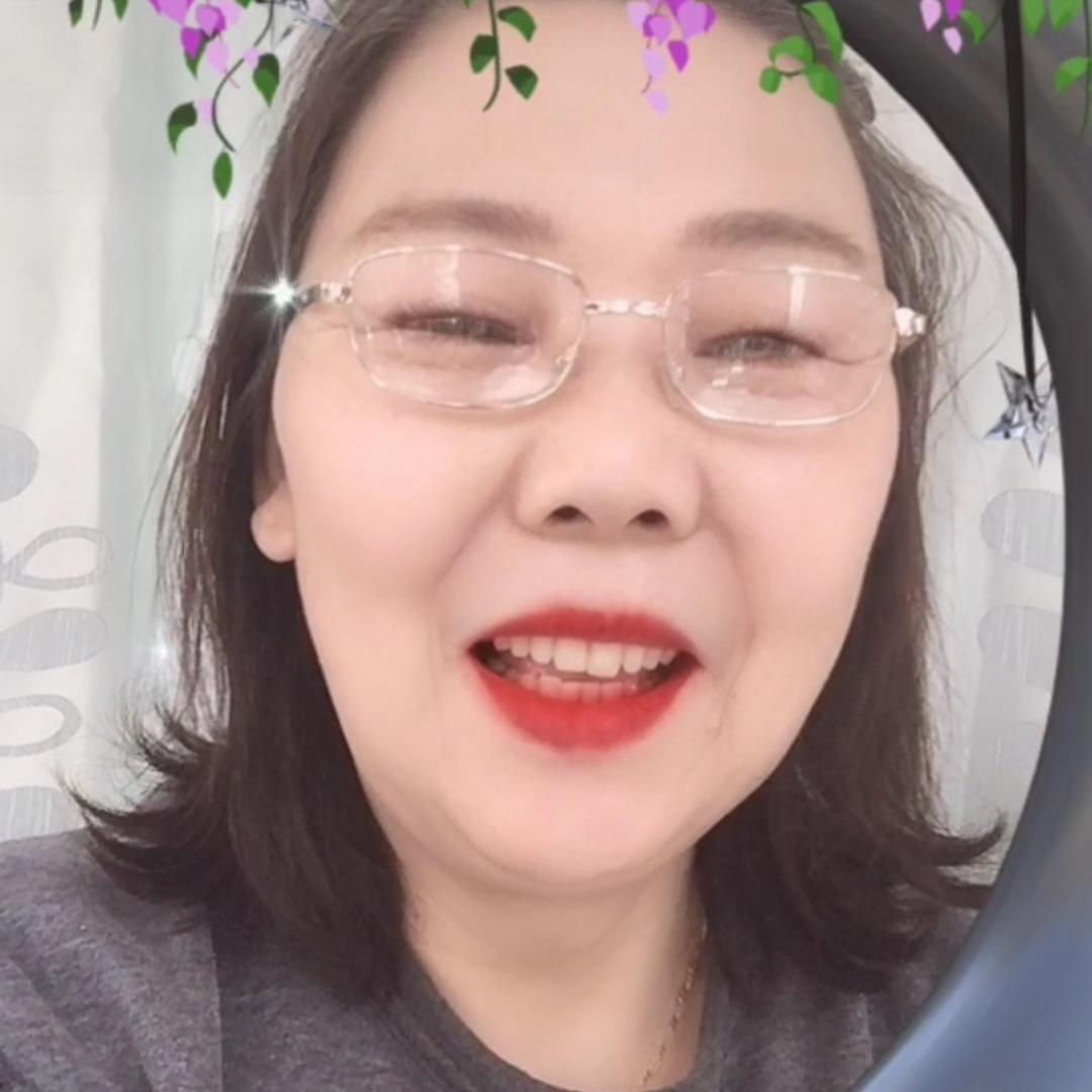 武汉(英姐👩‍👩‍👧‍👦🌹)