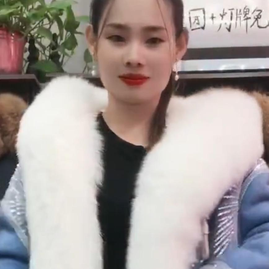 @貂蝉|艾薇皮草服装工厂店