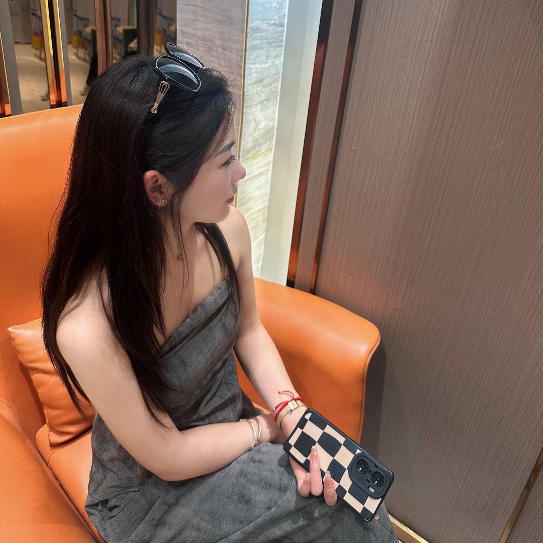杨宝