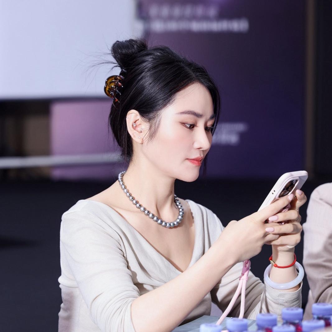 昆明时肌美学苗苗