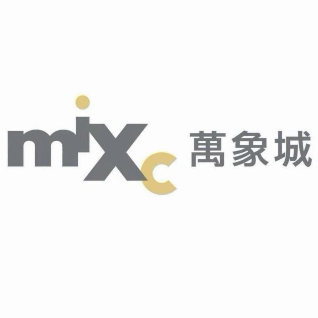 万象城运动潮牌折扣店