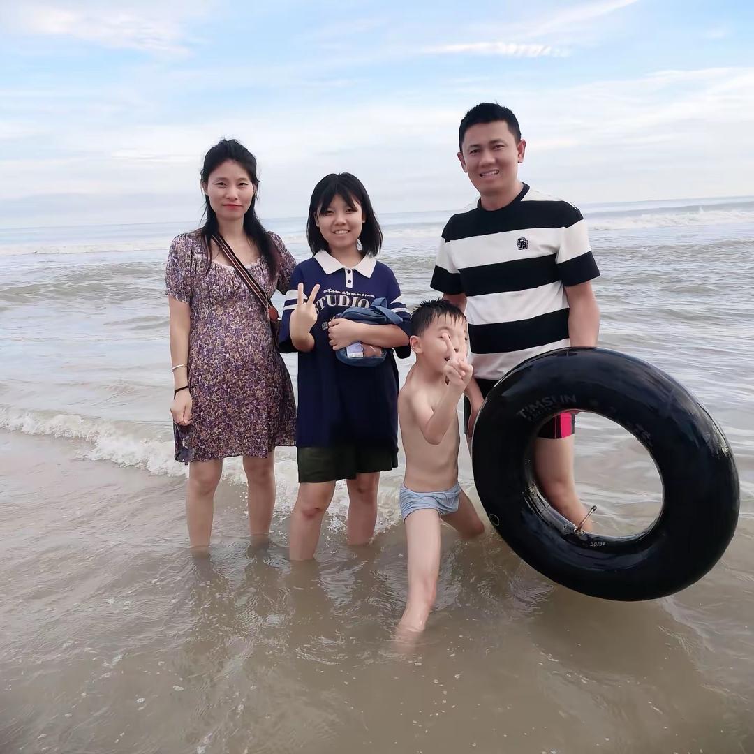 贵州女儿广东媳妇（陪夫抗癌）