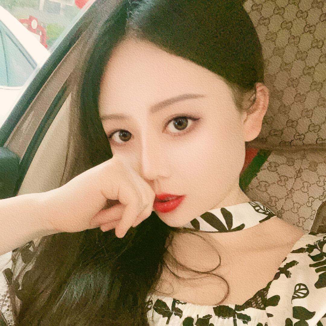 觅queen女装集合馆