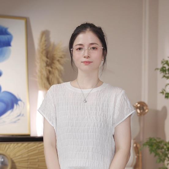 十月诗篇原创设计老板娘号