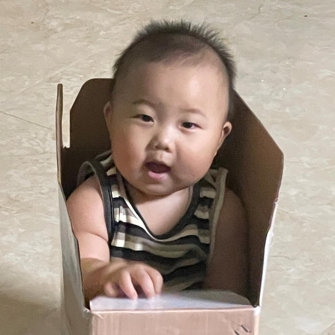 埕宝爱喝奶🍼