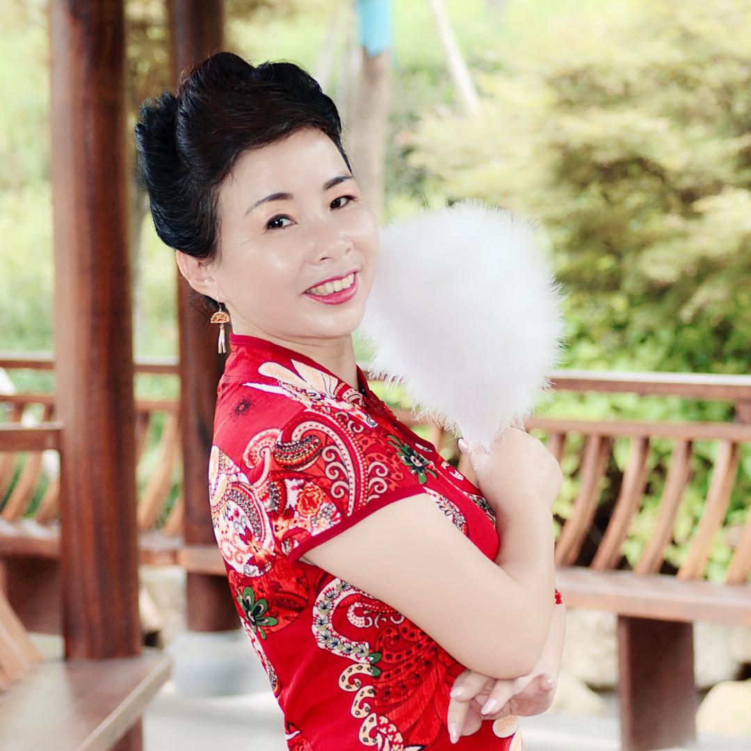 新昌携程旅游（沿江中路18号）