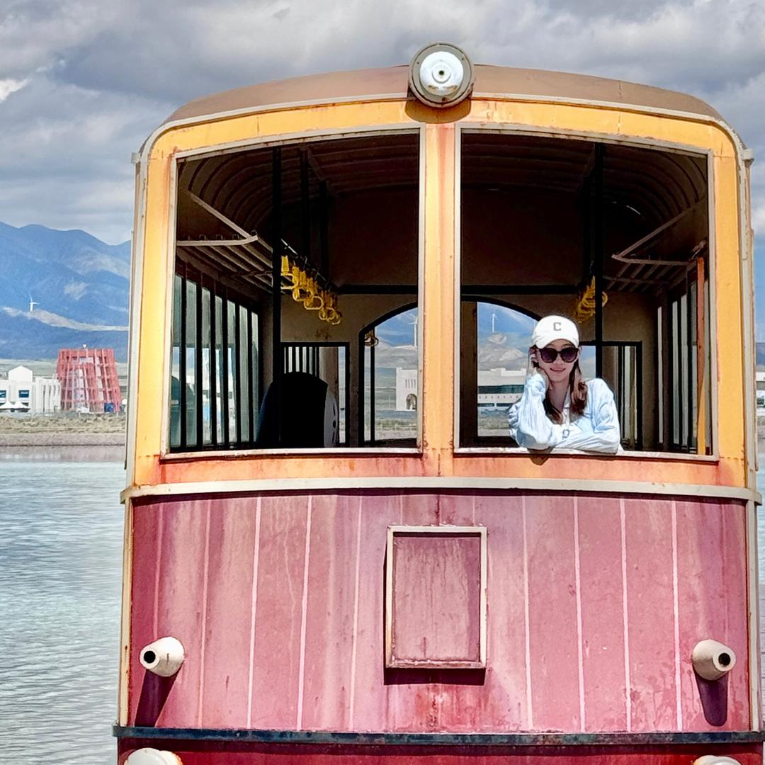 把快乐加载到MAX！