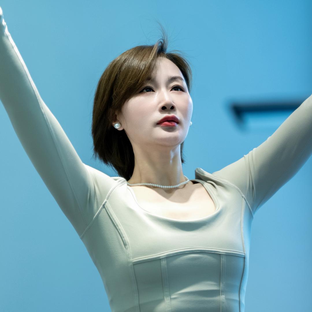 昆山芊芊瑜伽 窦窦