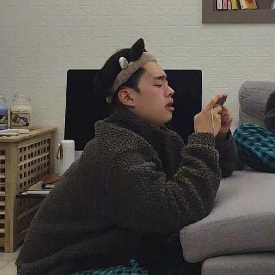ଲ 小张同志的老郑