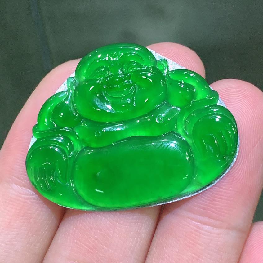 珍颖翡翠珠宝