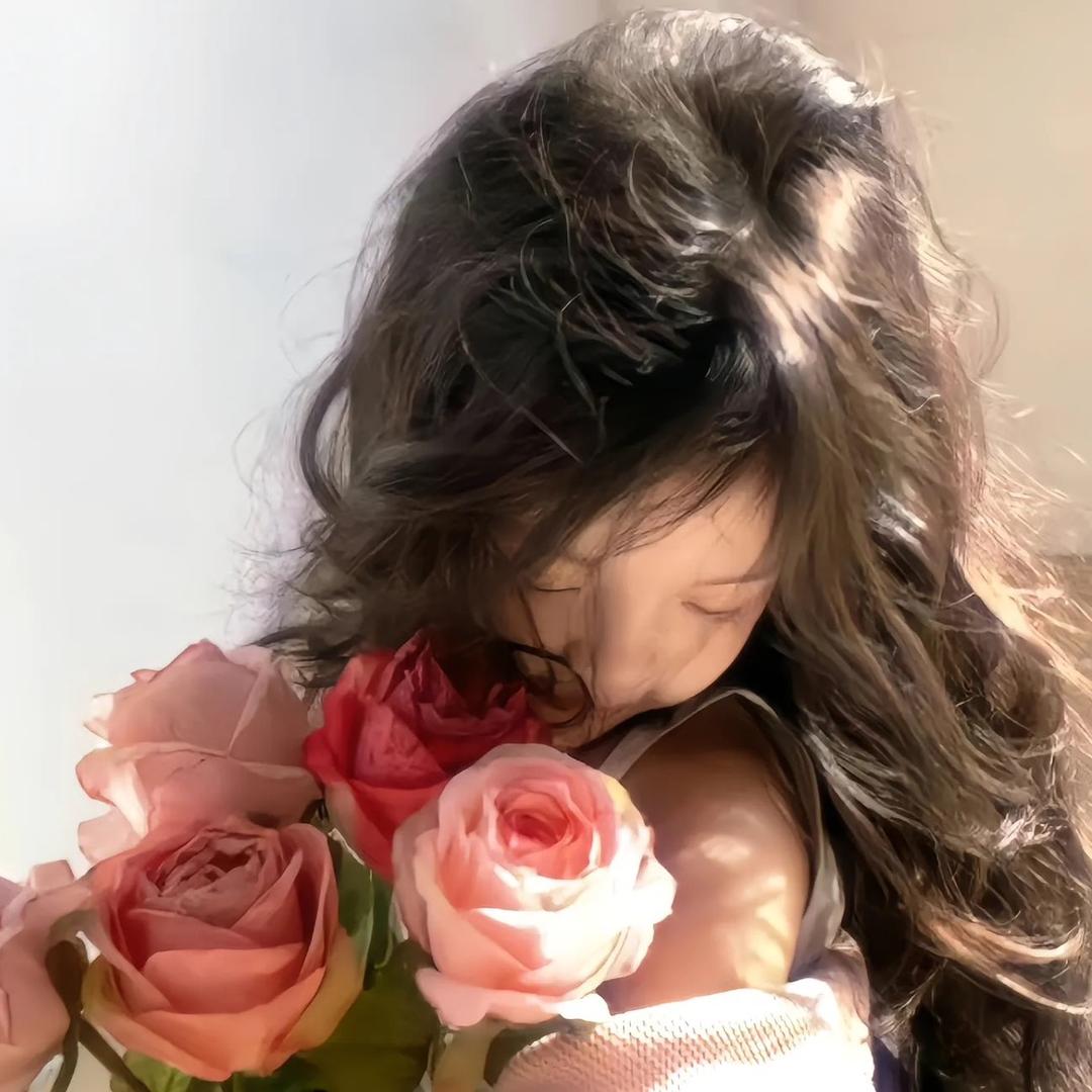 小家伙💕柔揉施了