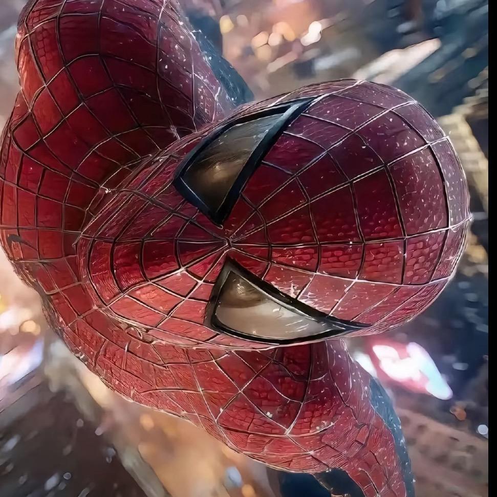 被风吹过的男子