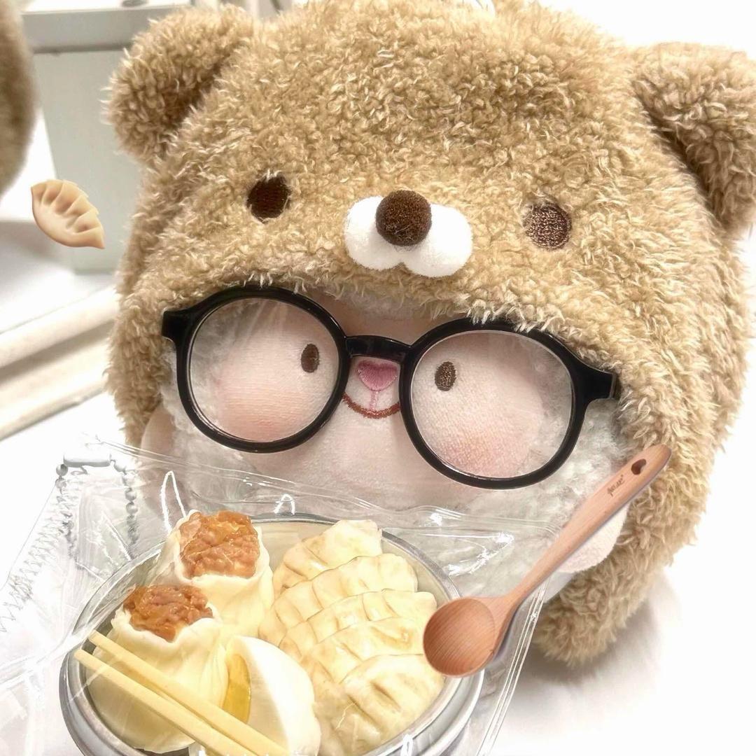 ꒦ິ^꒦ິ