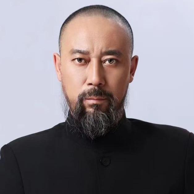 导演王兴君