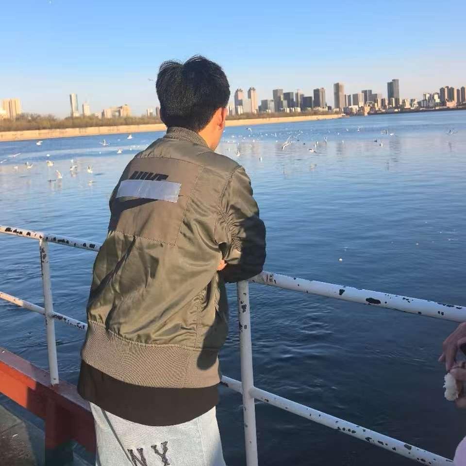 寜綵臣