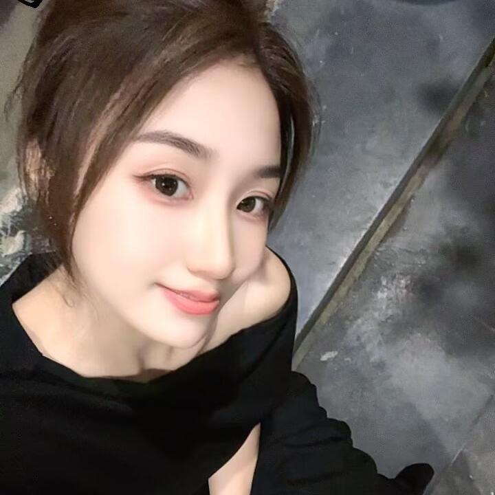 村里有个姑娘（勿忘我）服装店