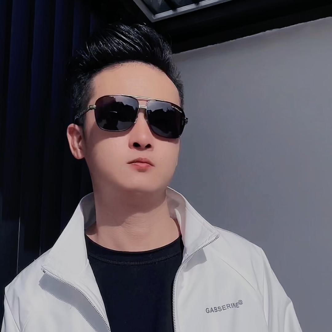 睿轩伯爵男装