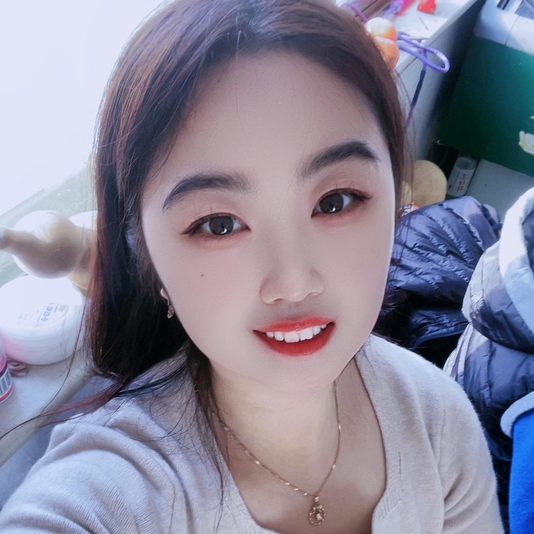 小溪超市老板娘