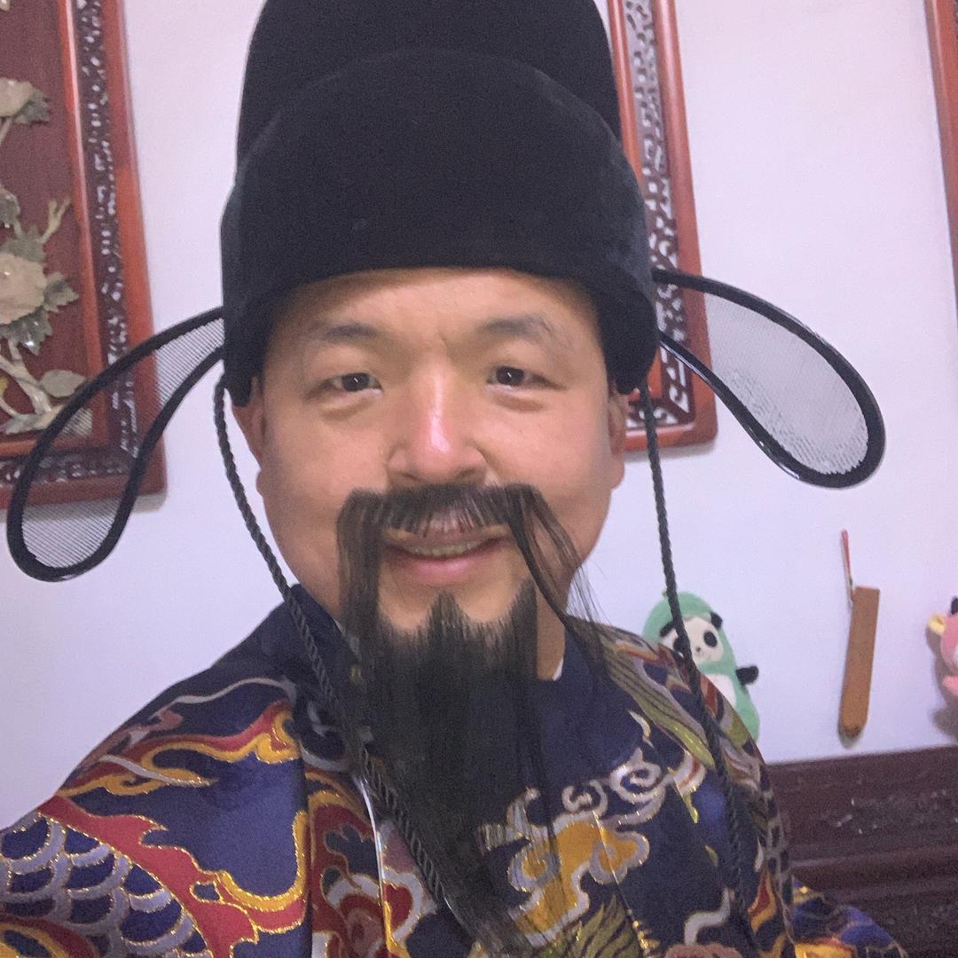 江小皮回忆街头溜达串