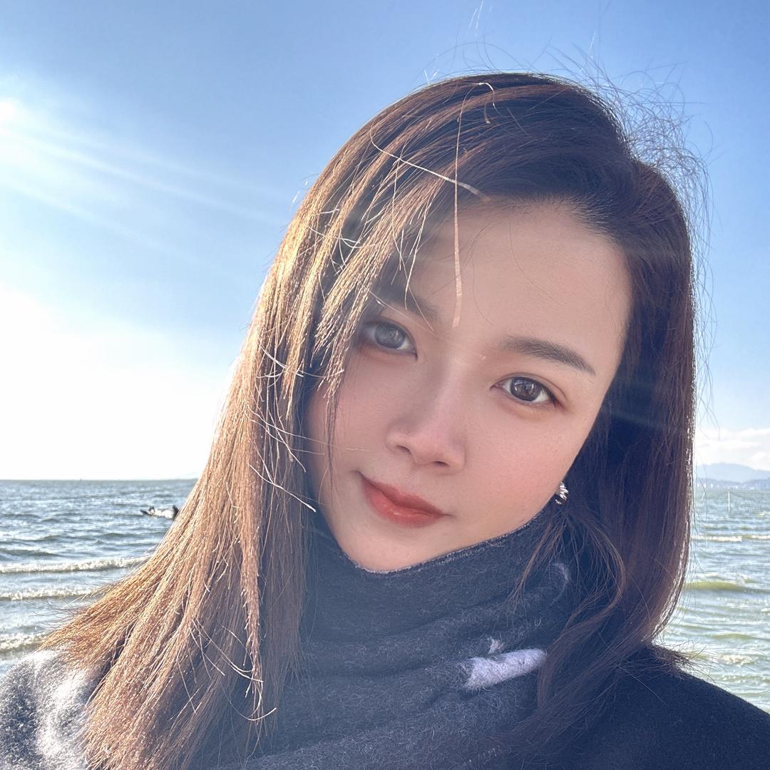 李李呀🎀