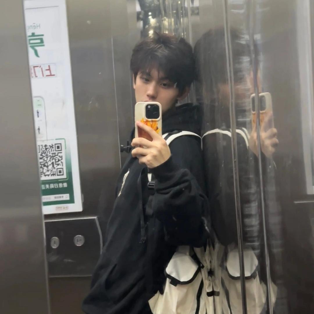 我是小鹿🦌