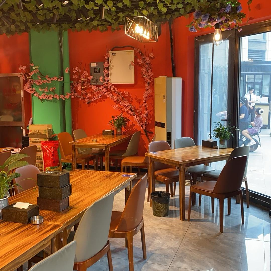 小俩口烧烤炒菜