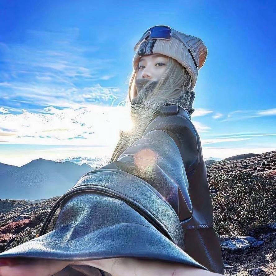 ℒ小謎ঞᩚ糊 ༆蝶🦋