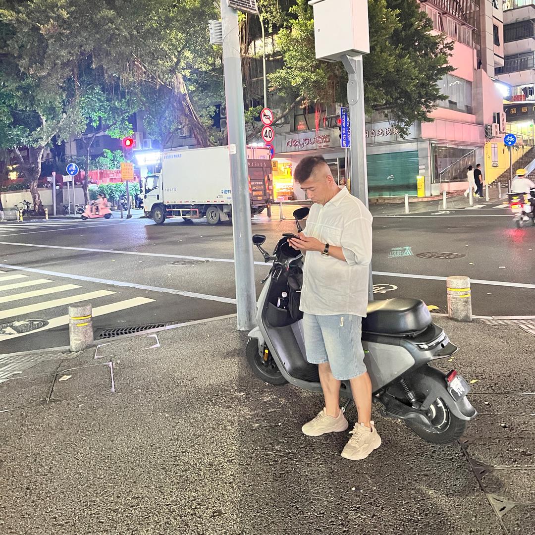 华强北24k表爷