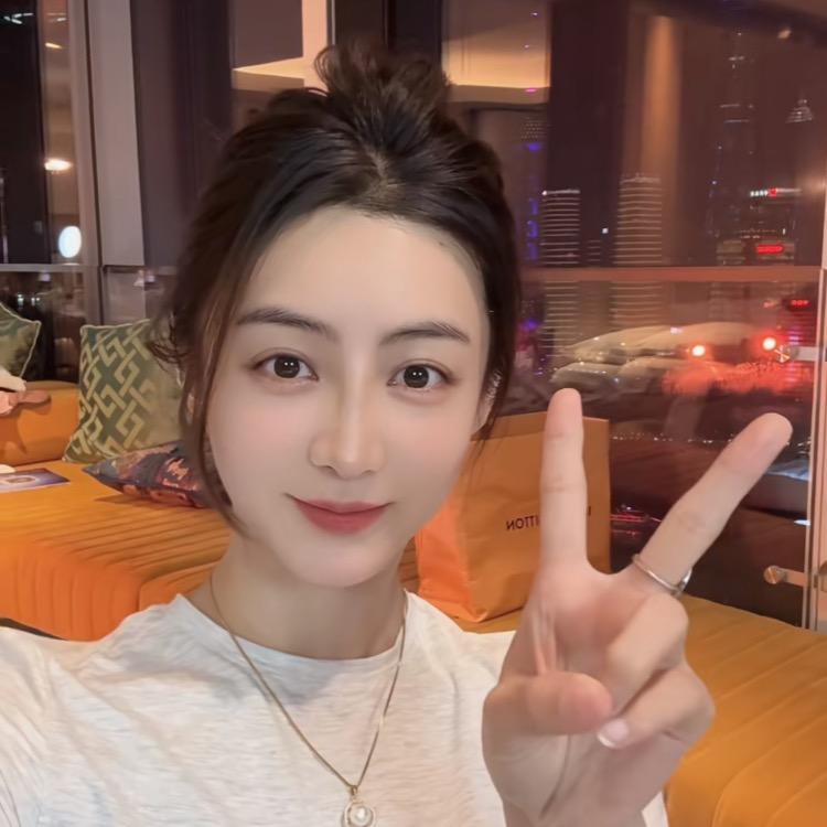 小小与老吴的日常分享